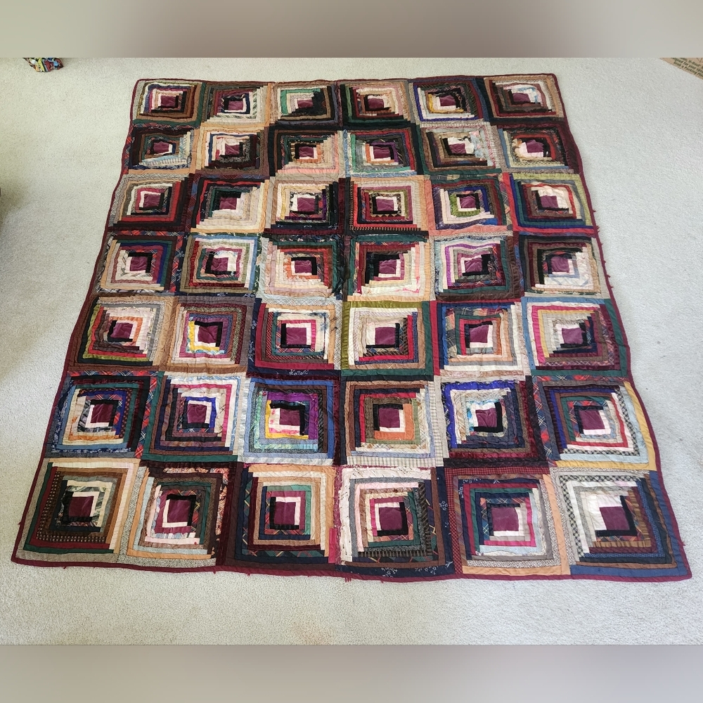SOLD! Gorgeous Vintage Handmade Quilt!
